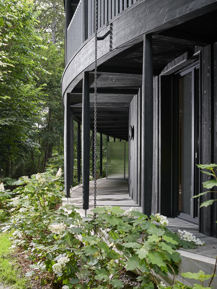 Oval Housing — 6